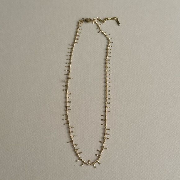 Elegant Gold Necklace #1691 - Picture 2 of 3